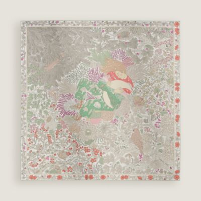 【柄がかわいい☆】HERMES カレ90 Dans les Bras de Selene Dans les Bras de Selene scarf 90 | Hermès USA